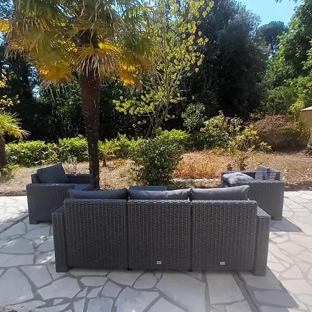 Jolie Maison De Avec 4 Et Grand Jardin *